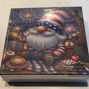 NIB Patriotic-Themed “Gnome’s Celebration” Jigsaw Puzzle